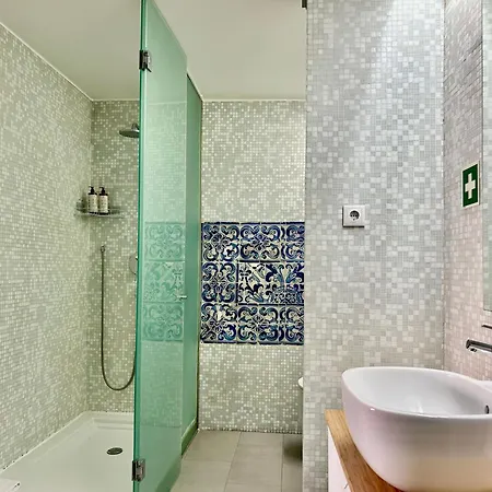 Wonderful At Jardim Do Tabaco 50904 Al Lisbon
