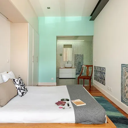 Jardim Do Tabaco - Spacious And Full Of Light 1 Bdr アパート