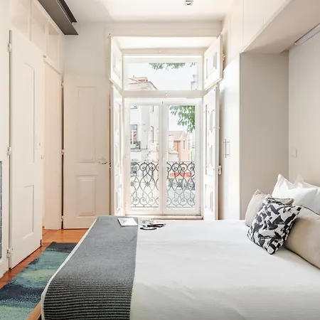 Jardim Do Tabaco - Spacious And Full Of Light 1 Bdr * リスボン
