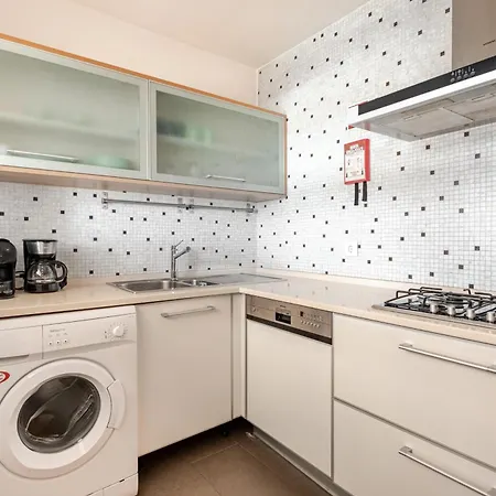 Wonderful At Jardim Do Tabaco 50904 Al Apartment Lisbon